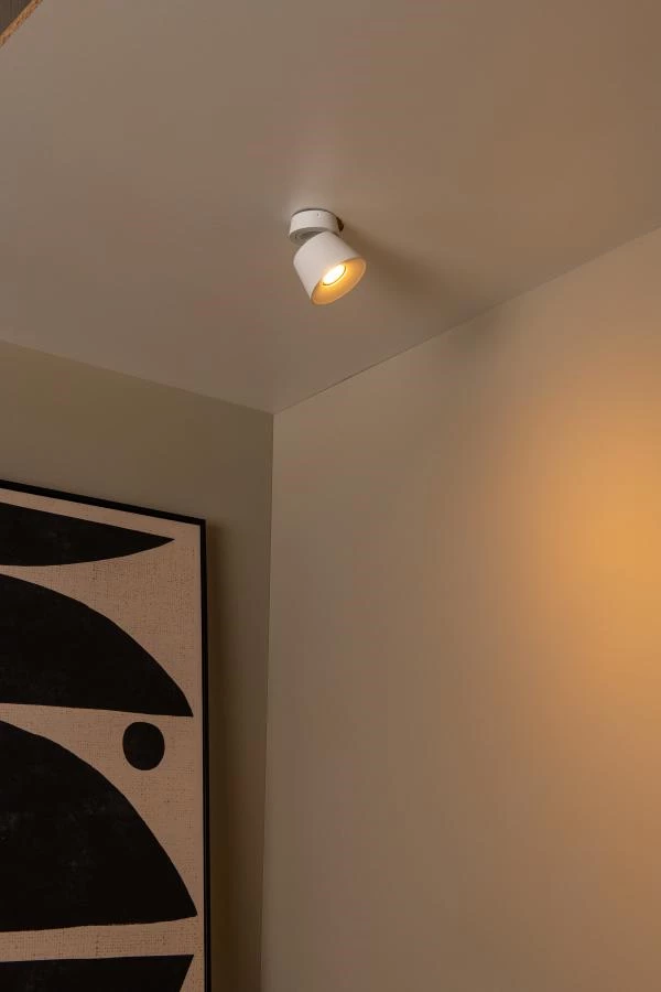Lucide TRIGONO - Deckenstrahler - Ø 10,5 cm - 1xGU10 - Weiß - Atmosphäre 1